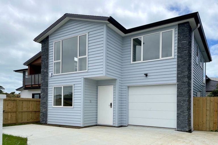 Photo of property in 3b Kaniere Place, Half Moon Bay, Auckland, 2012