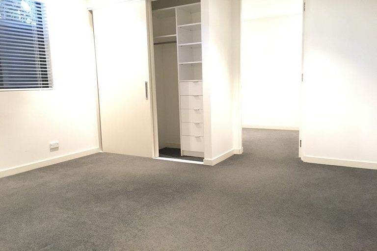 Photo of property in 160 Bleakhouse Road, Mellons Bay, Auckland, 2014