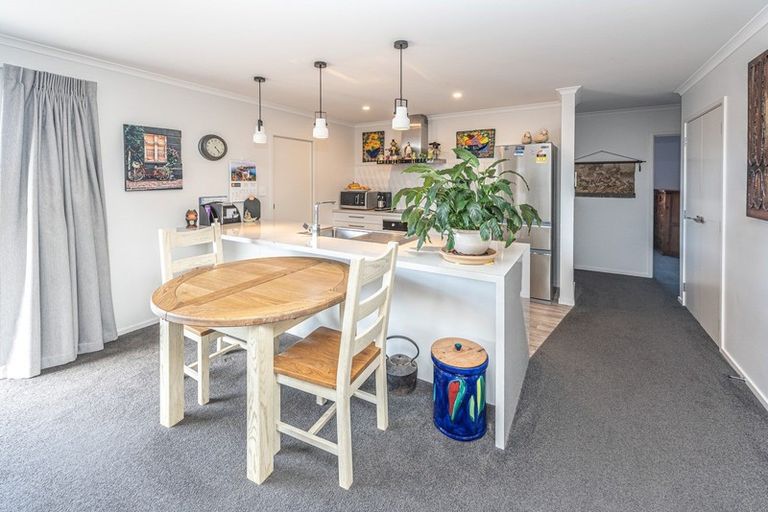 Photo of property in 20 Magnolia Crescent, Tawhero, Whanganui, 4501