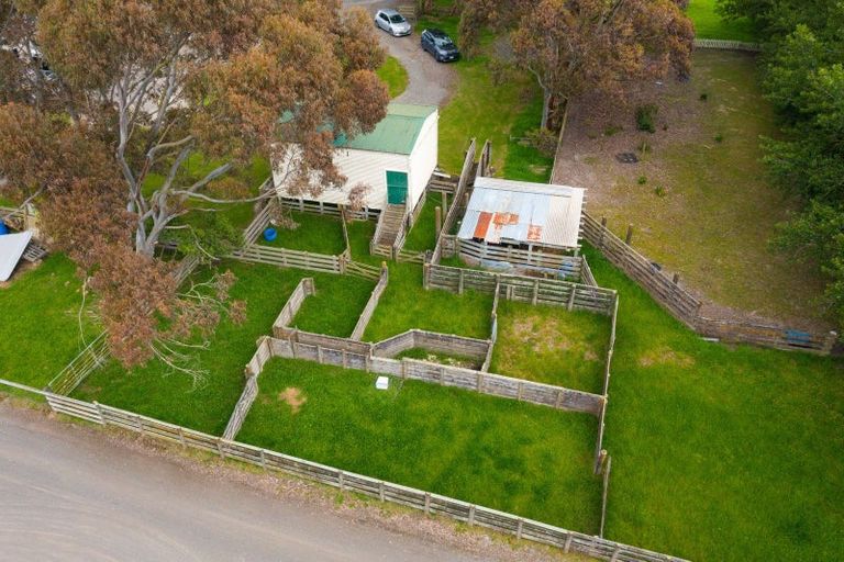 Photo of property in 986 Halcombe Road, Halcombe, Feilding, 4779