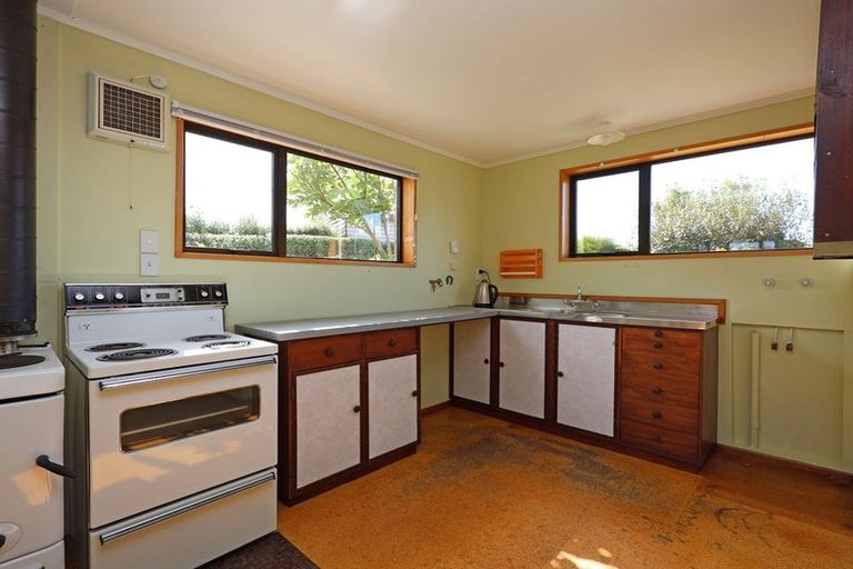 Photo of property in 17 Burnett Street, Kakanui, Oamaru, 9495