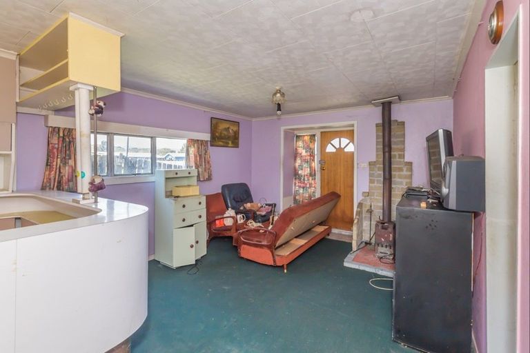 Photo of property in 3 Ewing Street, Hokio Beach, Levin, 5571