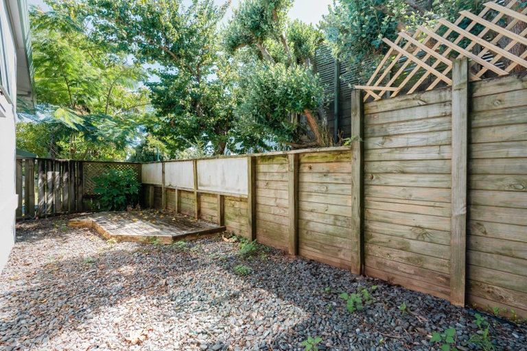 Photo of property in 12 Thornlea Drive, Welcome Bay, Tauranga, 3112