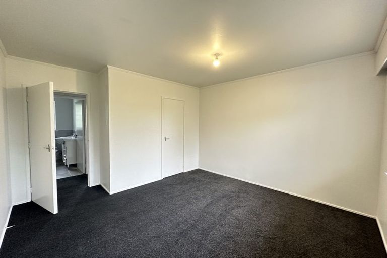 Photo of property in 2/375 Pakuranga Road, Pakuranga Heights, Auckland, 2010