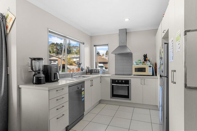 Photo of property in 82 Ridgeway Drive, Te Kamo, Whangarei, 0112