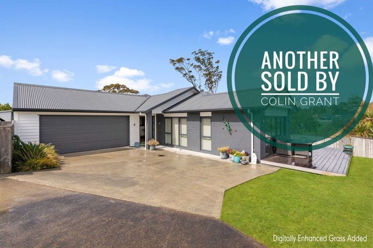 Photo of property in 8 Michelia Lane, Kaukapakapa, Helensville, 0875