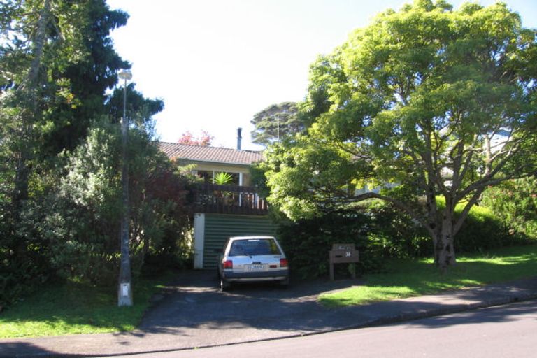 Photo of property in 34 Onedin Place, Titirangi, Auckland, 0604