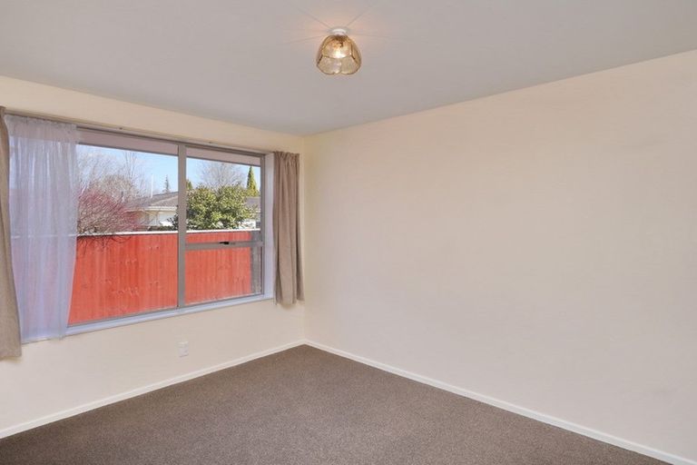 Photo of property in 1/3 Karnak Crescent, Russley, Christchurch, 8042