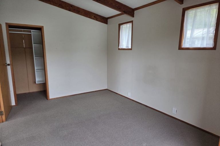 Photo of property in 63 Stillwater Crescent, Stillwater, Silverdale, 0993
