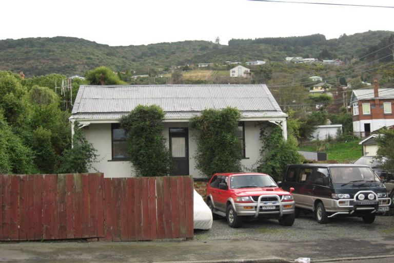 Photo of property in 281 Ravensbourne Road, Ravensbourne, Dunedin, 9022