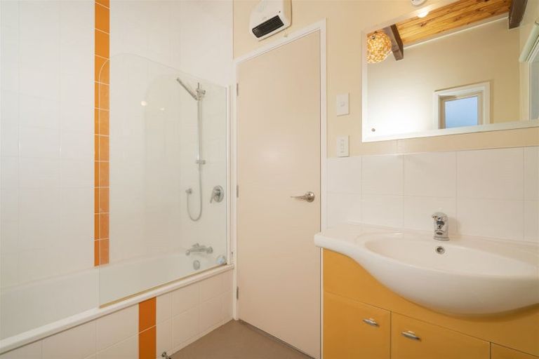 Photo of property in 34 Hinemoa Terrace, Tairua, 3508