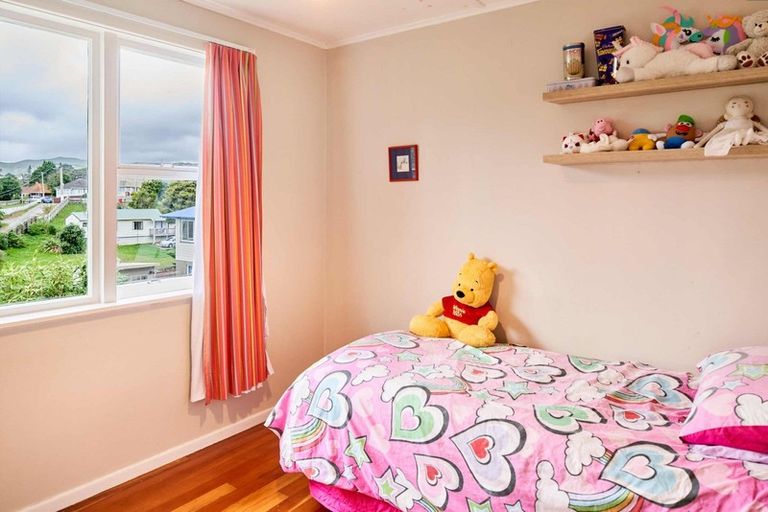 Photo of property in 23 Awatea Street, Ranui, Porirua, 5024