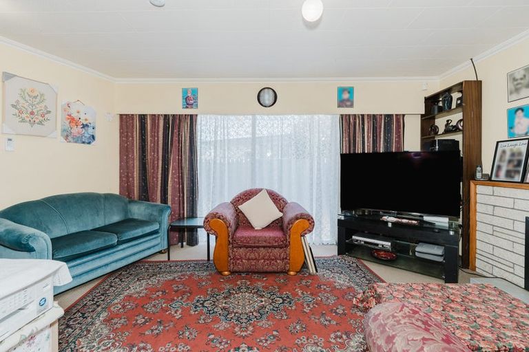 Photo of property in 30 Joanna Place, Deanwell, Hamilton, 3206