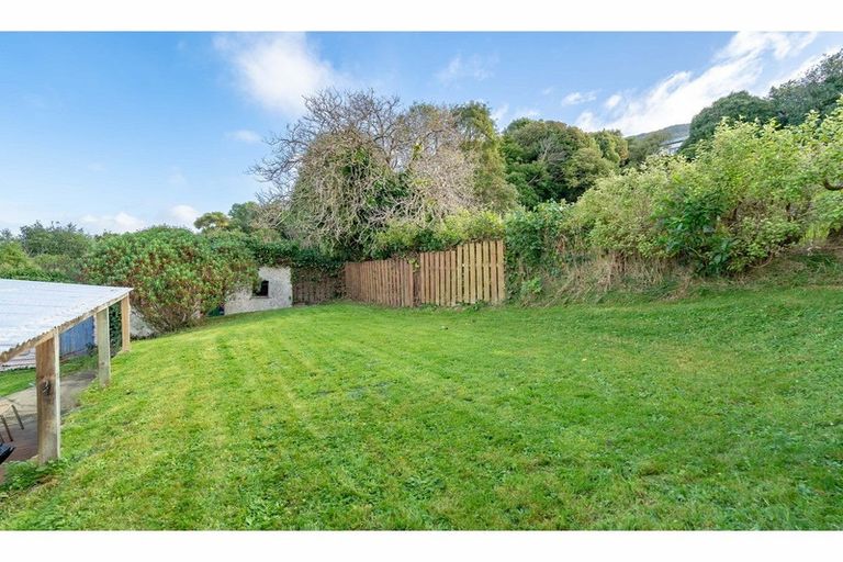 Photo of property in 51 Manapouri Street, Ravensbourne, Dunedin, 9022