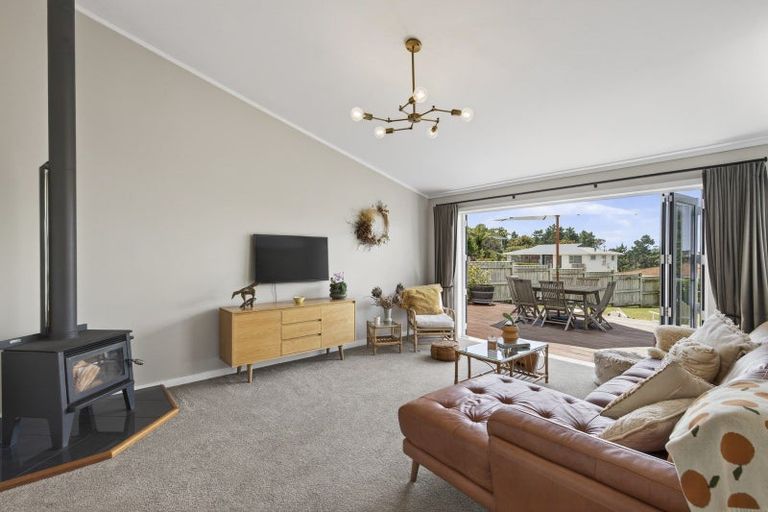 Photo of property in 56 Crownhill Street, Spotswood, New Plymouth, 4310