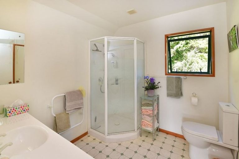 Photo of property in 24 Kanuka Road, Sandspit, Warkworth, 0982