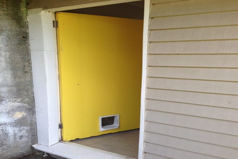 Photo of property in 81 Mills Road, Brooklyn, Wellington, 6021