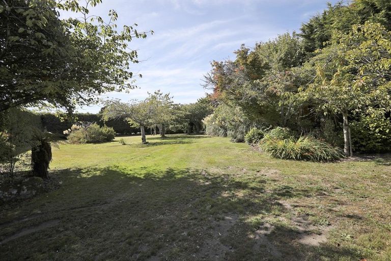 Photo of property in 3 Watt Road, Otatara, Invercargill, 9879