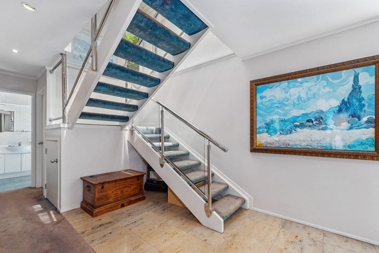 Photo of property in 2/51 View Road, Mairangi Bay, Auckland, 0630