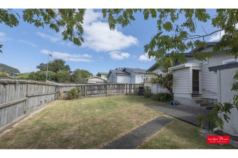 Photo of property in 3 View Road, Hikurangi, 0114