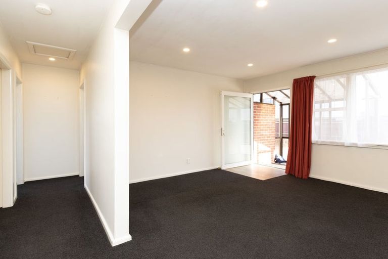Photo of property in 3/45 Peverel Street, Riccarton, Christchurch, 8041