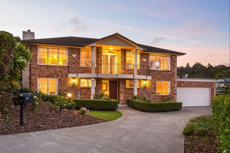 Photo of property in 12 Grovenor Drive, Orewa, 0931