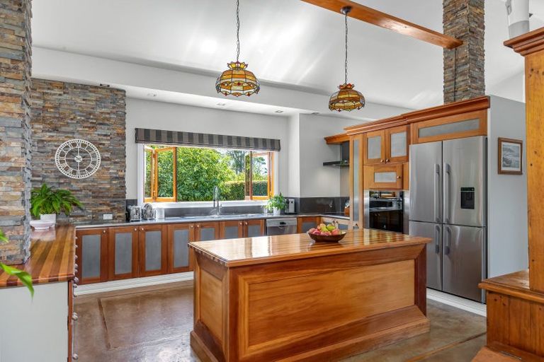 Photo of property in 96 Pebble Brook Road, Waitoki, Silverdale, 0994