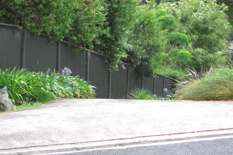 Photo of property in 95 Park Rise, Campbells Bay, Auckland, 0630