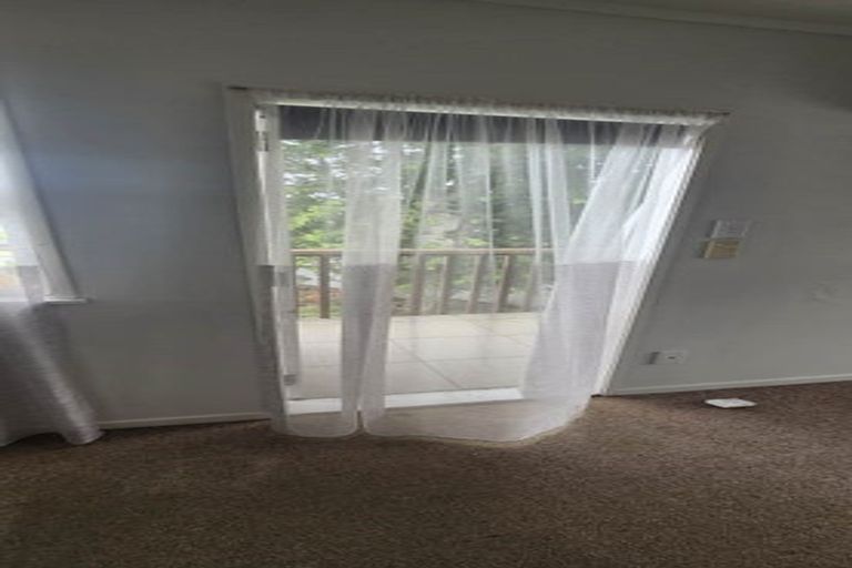 Photo of property in 17 Hewlett Road, Massey, Auckland, 0614