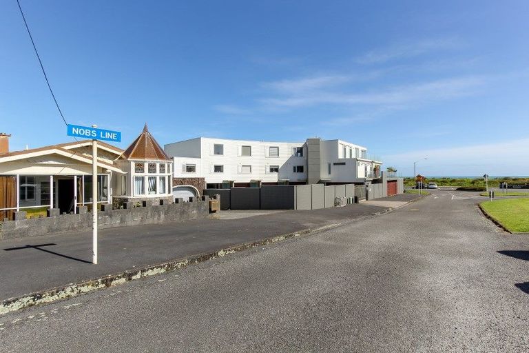 Photo of property in 6 Nobs Line, Strandon, New Plymouth, 4312