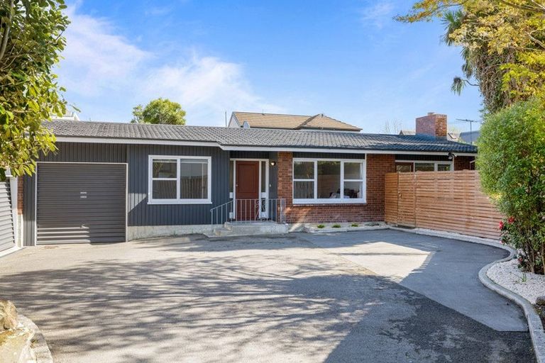 Photo of property in 2/27 Tuirau Place, Ilam, Christchurch, 8041