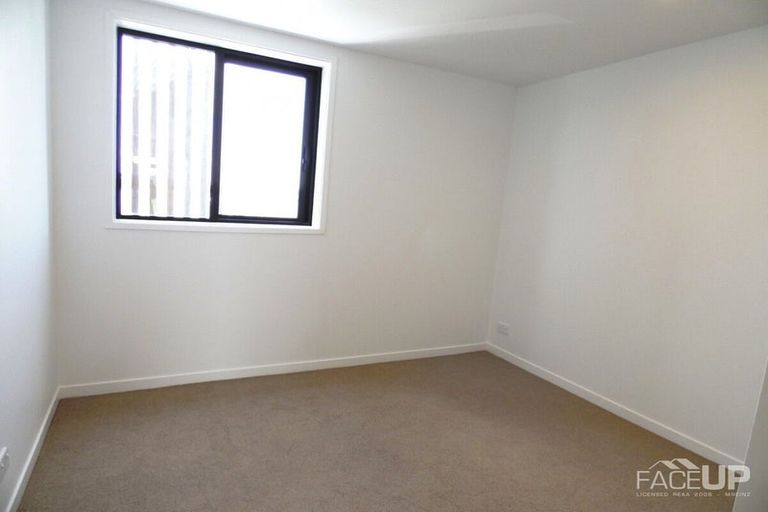 Photo of property in 12/169 Hobsonville Point Road, Hobsonville, Auckland, 0616