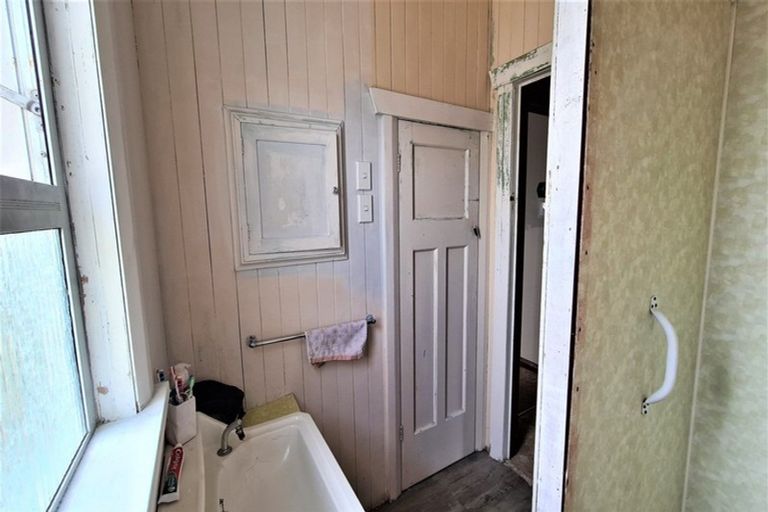 Photo of property in 138 Tasman Street, Opunake, 4616