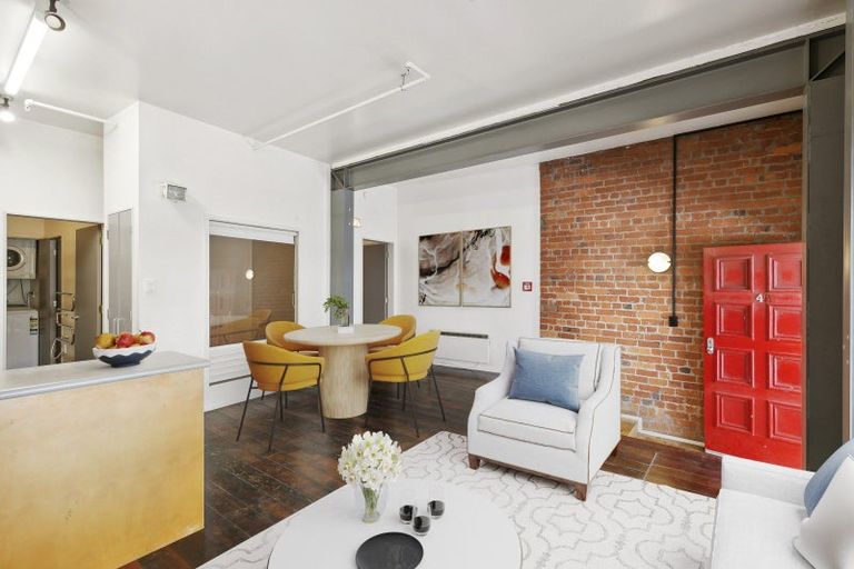 Photo of property in 4/20 Egmont Street, Te Aro, Wellington, 6011