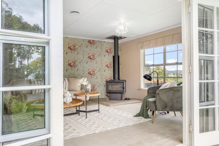 Photo of property in 9 Walnut Place, Owhata, Rotorua, 3010