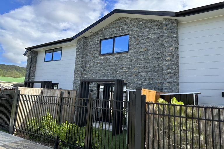 Photo of property in 9/123 Cambridge Terrace, Fairfield, Lower Hutt, 5011