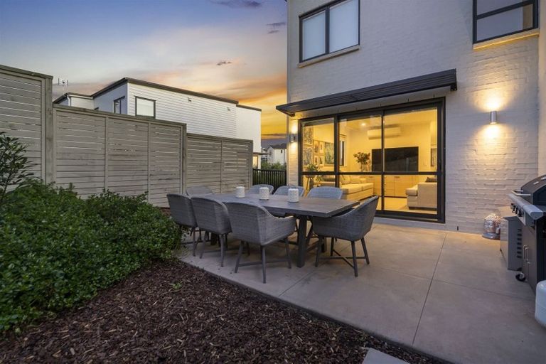 Photo of property in 65 Matairangi Avenue, Totara Heights, Auckland, 2105