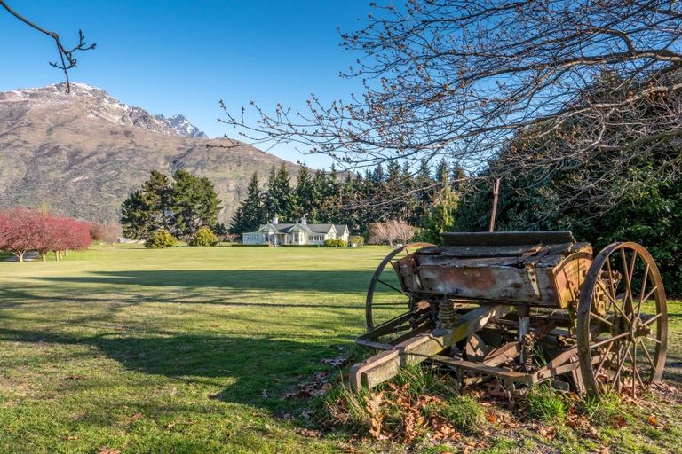 Photo of property in 47 Maxs Way, Lower Shotover, Queenstown, 9304