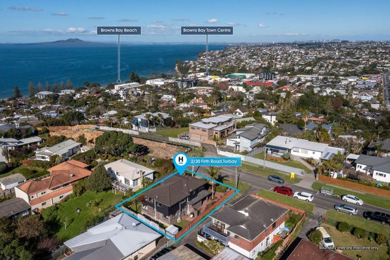 Photo of property in 2/30 Firth Road, Torbay, Auckland, 0630