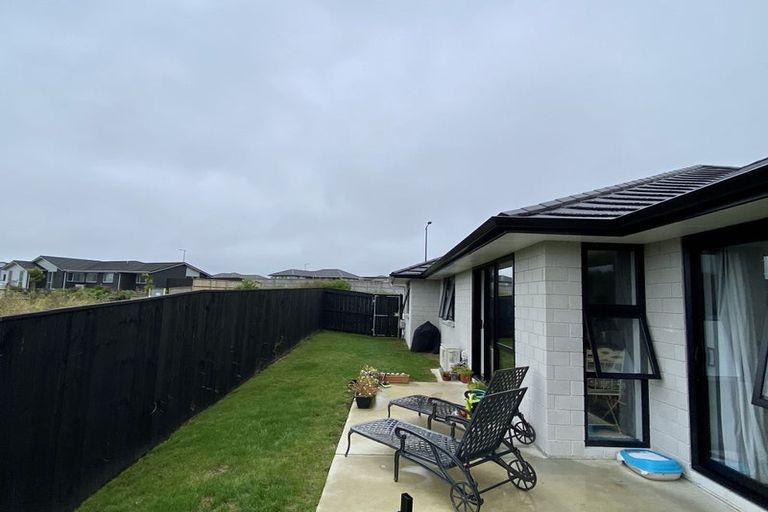 Photo of property in 19 Tahuna Minhinnick Drive, Glenbrook, Waiuku, 2681