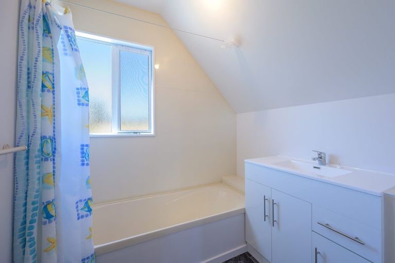 Photo of property in 83 Waimea West Road, Brightwater, 7022