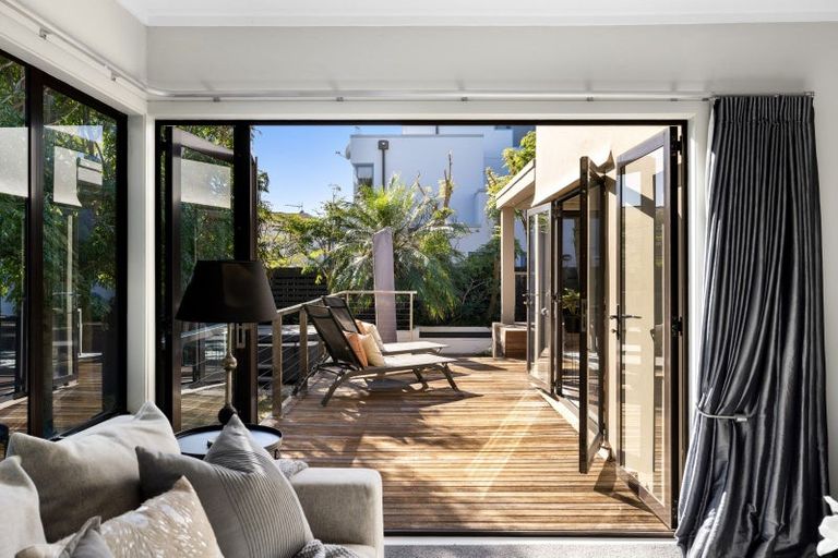 Photo of property in 91 Muricata Avenue, Mount Maunganui, 3116