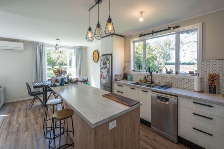 Photo of property in 375 Stonyflat Road, Loburn, Rangiora, 7472