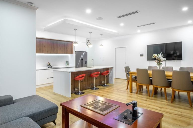 Photo of property in 19 Bight Road, Long Bay, Auckland, 0630