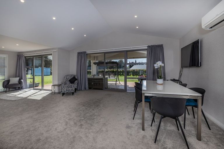 Photo of property in 1 Hoults Way, Kerikeri, 0230