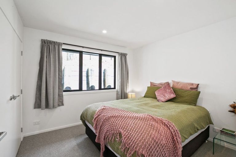 Photo of property in 100 Carthew Street, Okato, 4335