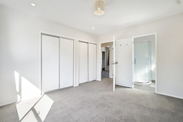 Photo of property in 9 Banksia Place, Goodwood Heights, Auckland, 2105