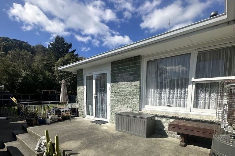 Photo of property in 28 Cawthron Crescent, Annesbrook, Nelson, 7011