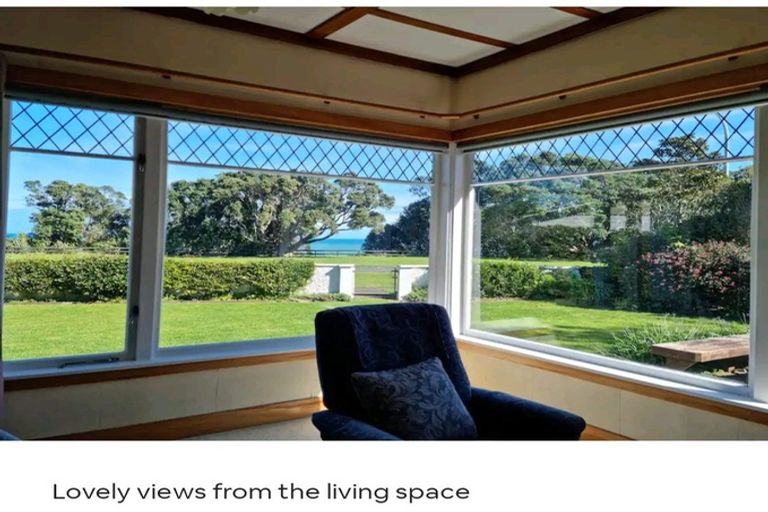 Photo of property in 8 Fox Street, Opunake, 4616