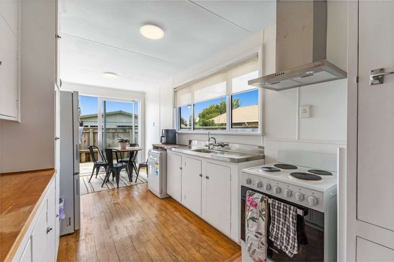 Photo of property in 13 Arawa Street, Welbourn, New Plymouth, 4312